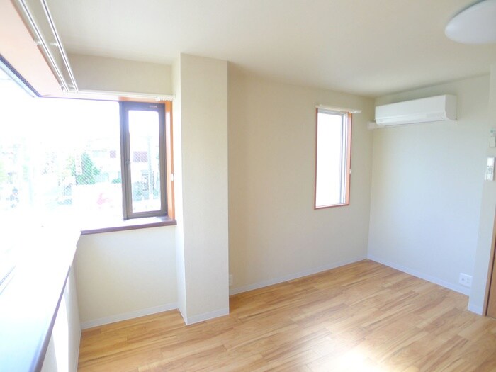 物件内観写真16　(居室)