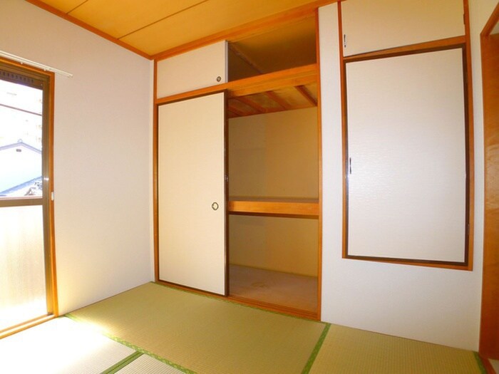 物件内観写真10　(収納)