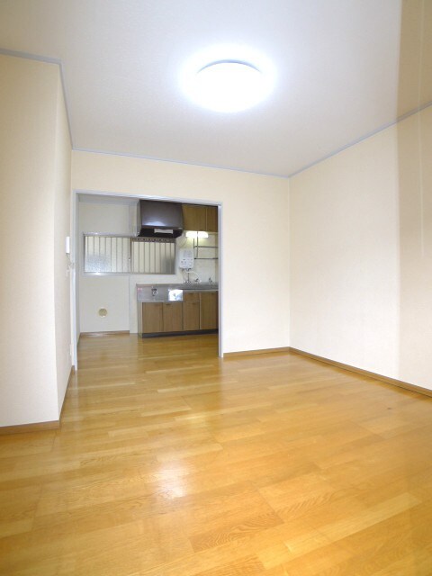 物件内観写真15　(室内からの展望)