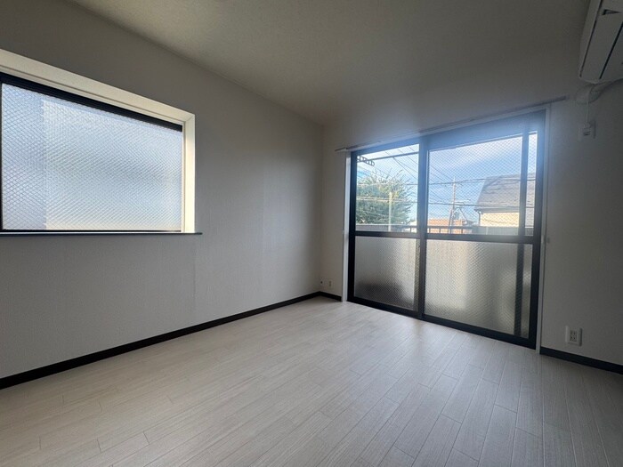 物件内観写真14　(居室)