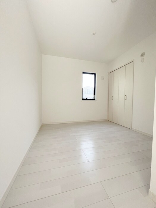 物件内観写真9　(居室)