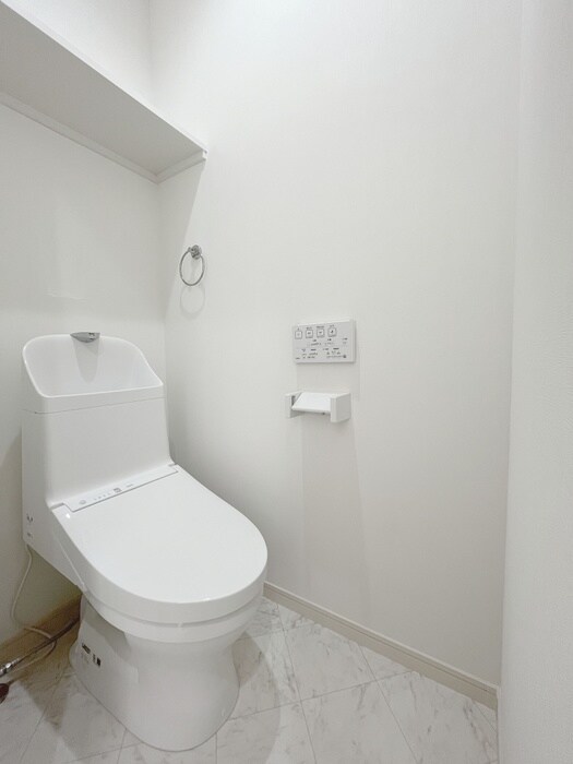 物件内観写真12　(トイレ)