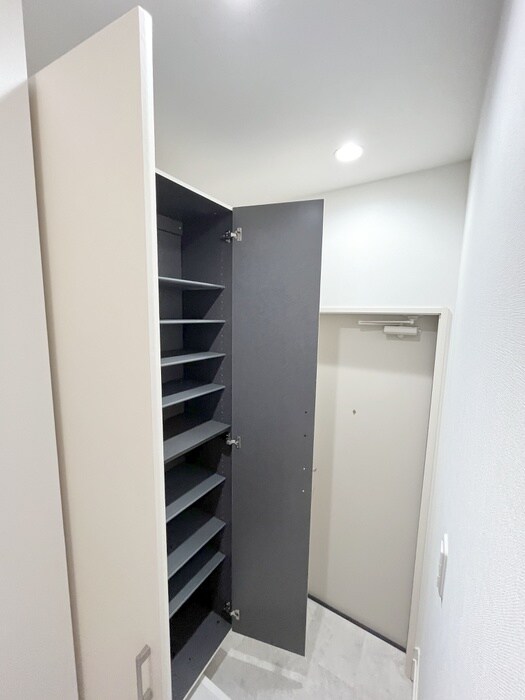 物件内観写真17　(靴箱)