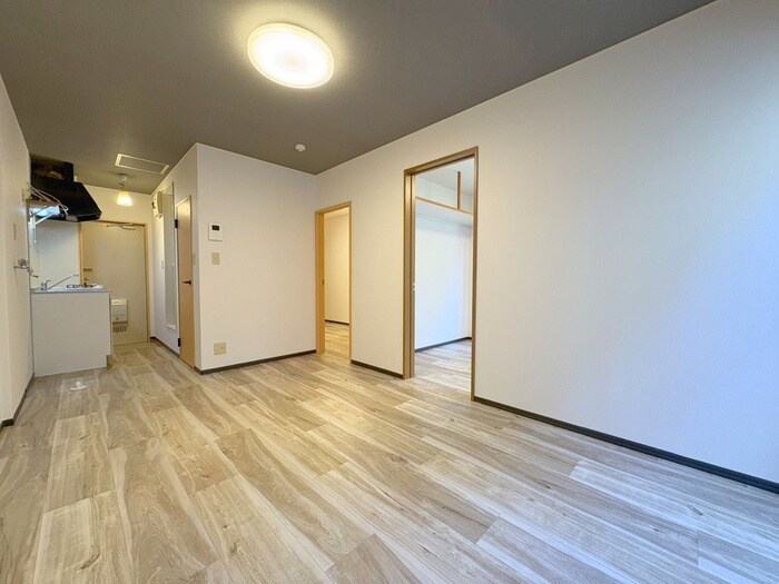 物件内観写真5　(居室)