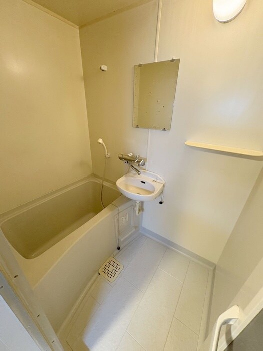 物件内観写真10　(バス／シャワールーム等)