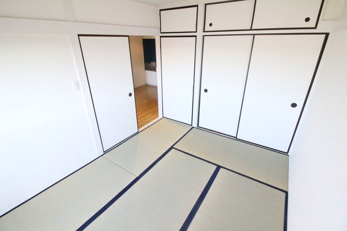 物件内観写真9　(居室)