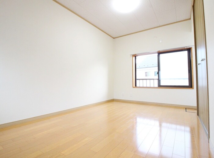 物件内観写真10　(居室)