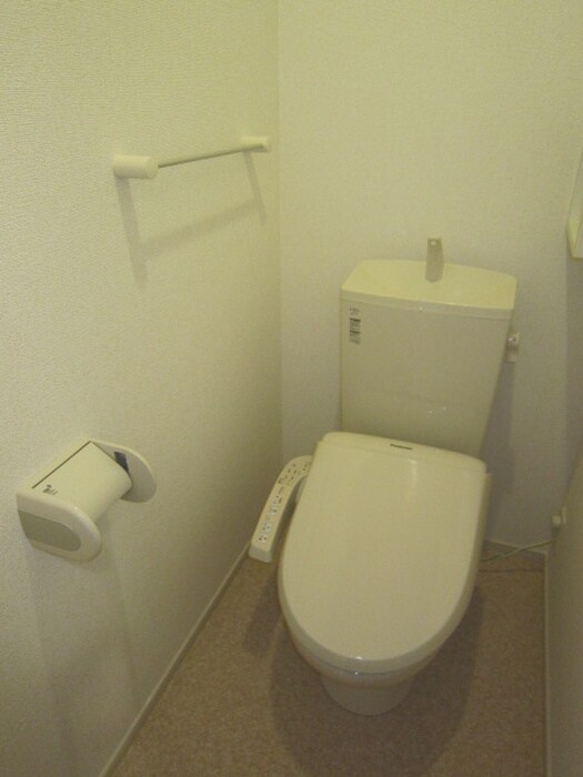 物件内観写真13　(トイレ)