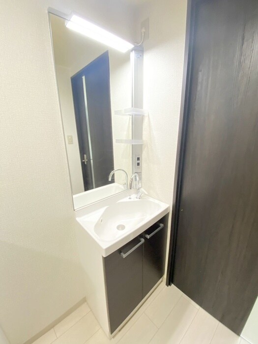 物件内観写真11　(洗面)