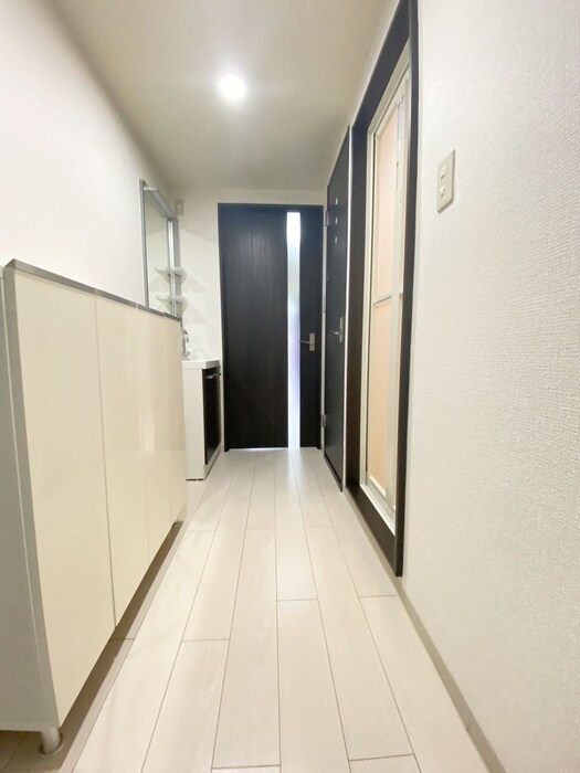 物件内観写真19　(廊下)