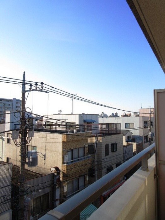 物件内観写真16　(室内からの展望)