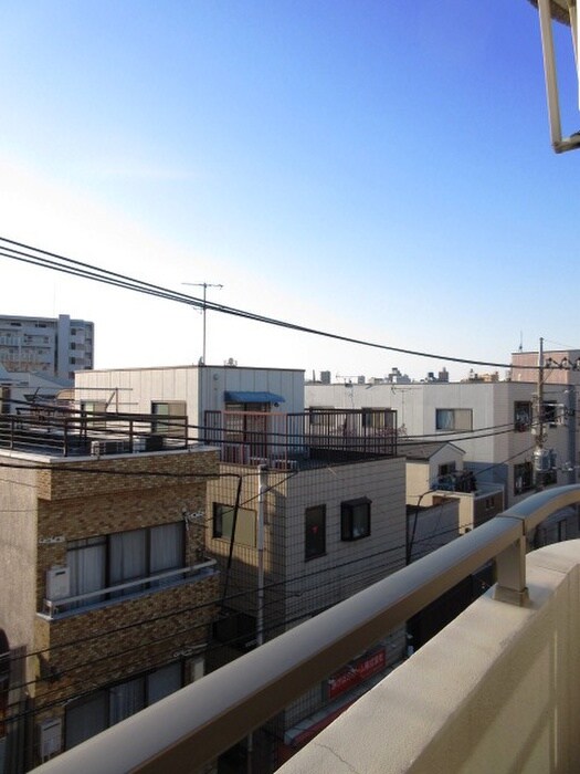 物件内観写真16　(室内からの展望)