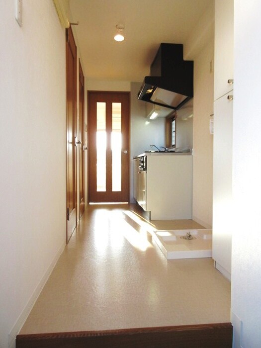 物件内観写真22　(玄関)