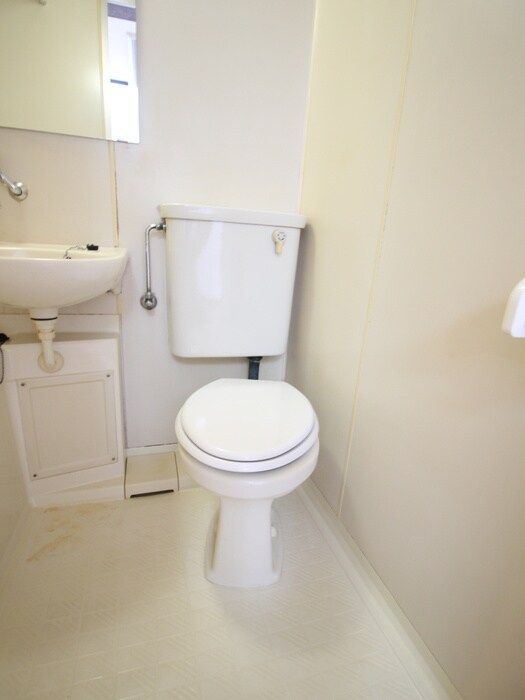 物件内観写真10　(トイレ)