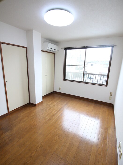 物件内観写真21　(居室)