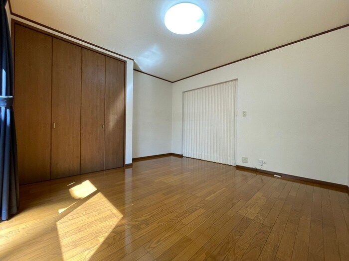 物件内観写真9　(居室)