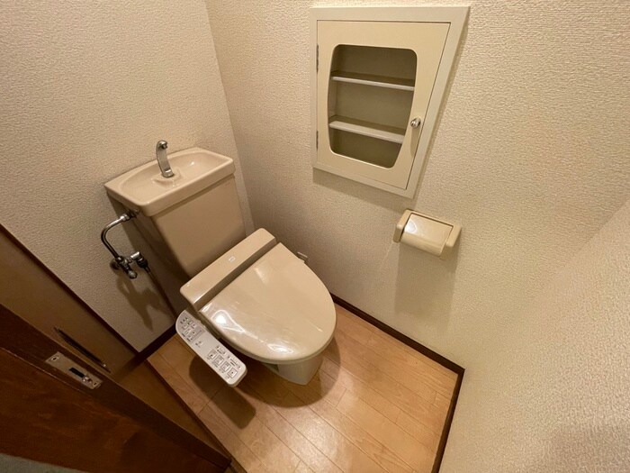 物件内観写真13　(トイレ)