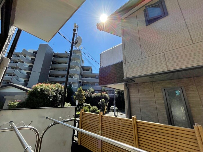 物件内観写真22　(室内からの展望)