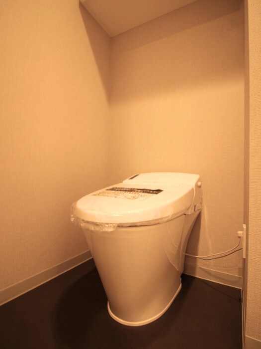 物件内観写真14　(トイレ)