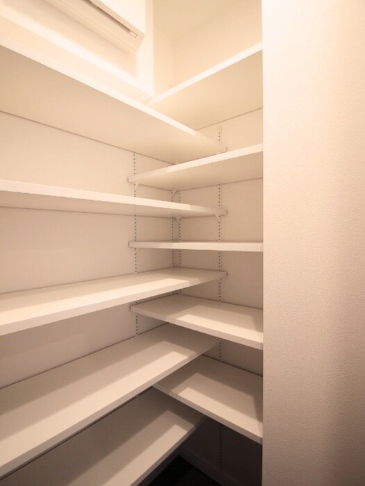 物件内観写真16　(靴箱)