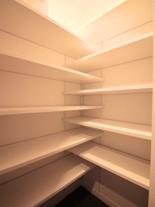 物件内観写真18　(靴箱)