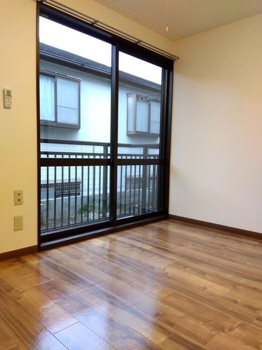 物件内観写真6　(居室)