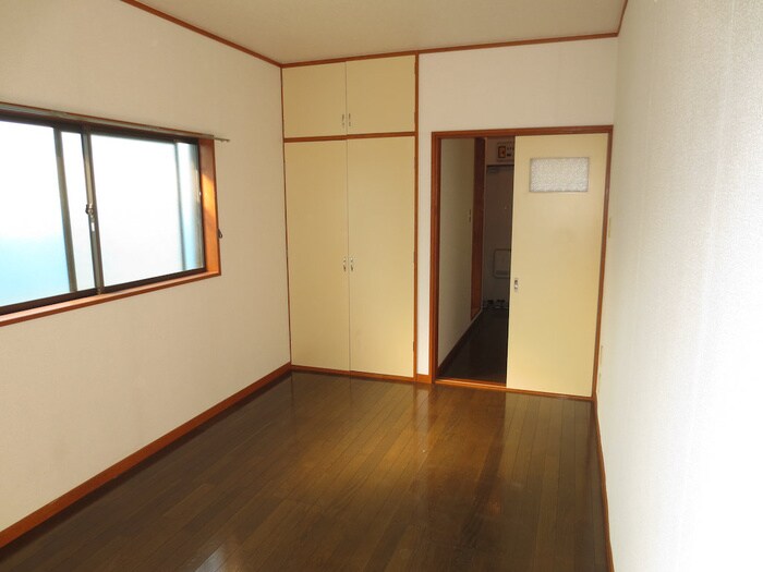 物件内観写真10　(居室)