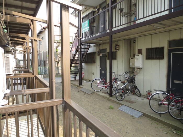 物件内観写真11　(室内からの展望)