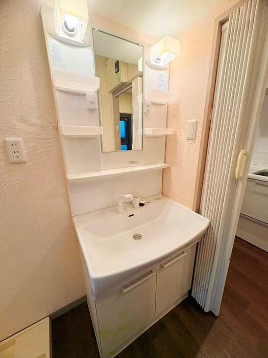 物件内観写真10　(洗面)