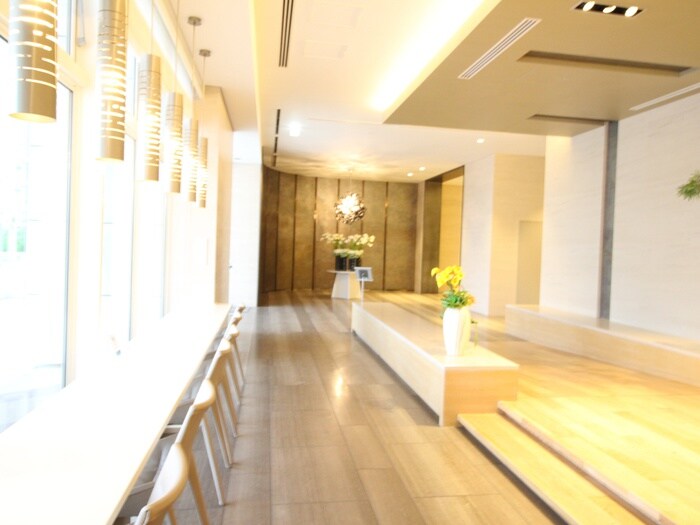 物件外観写真6　(エントランス部分)