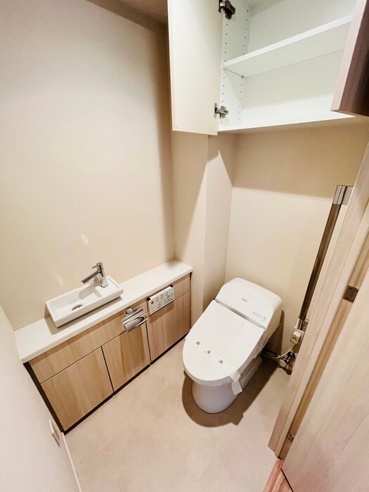 物件内観写真13　(トイレ)