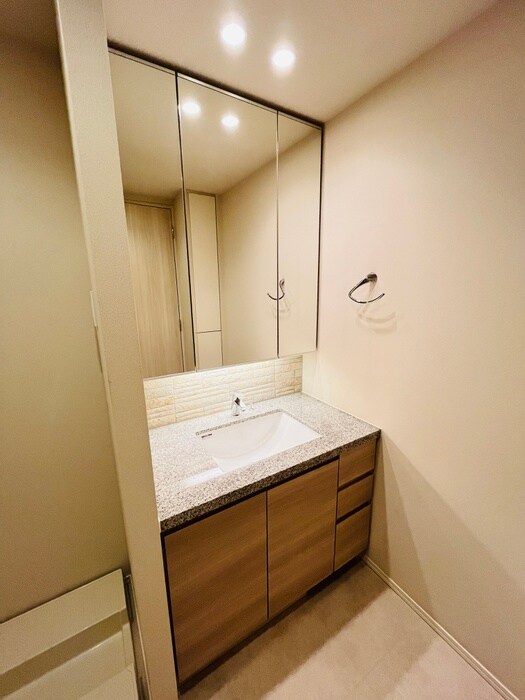 物件内観写真14　(洗面)