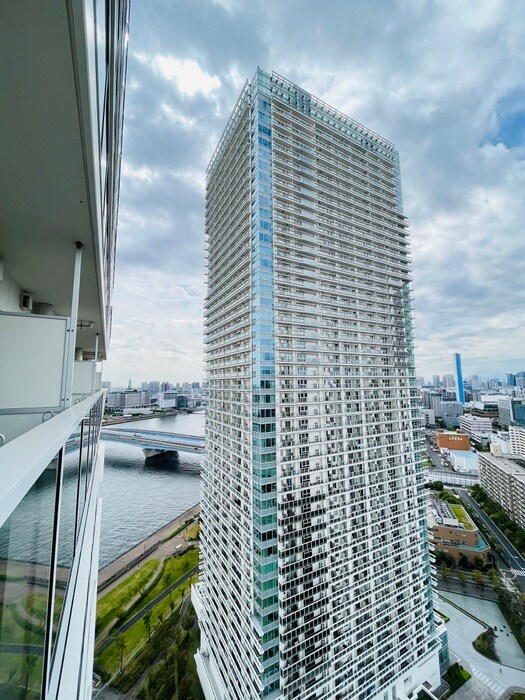 物件内観写真22　(室内からの展望)