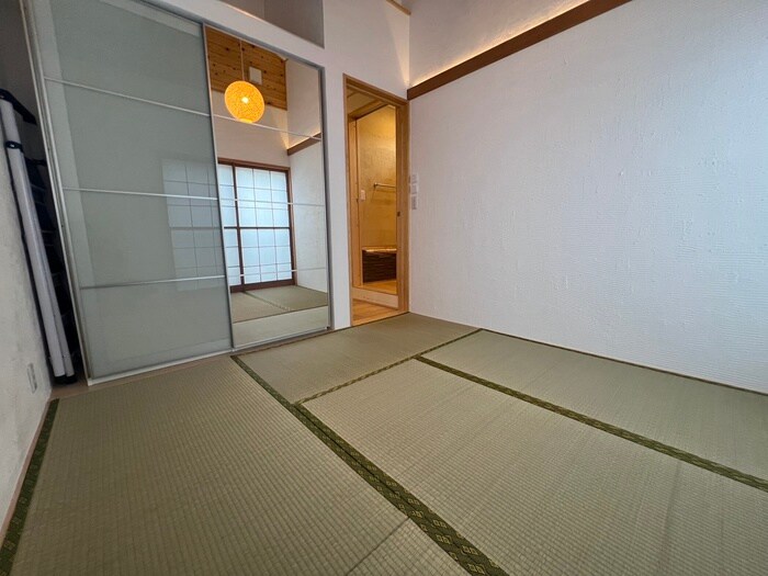 物件内観写真8　(居室)