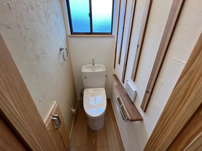 物件内観写真12　(トイレ)