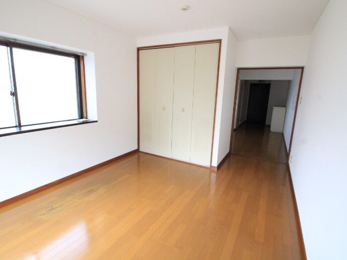 物件内観写真10　(居室)