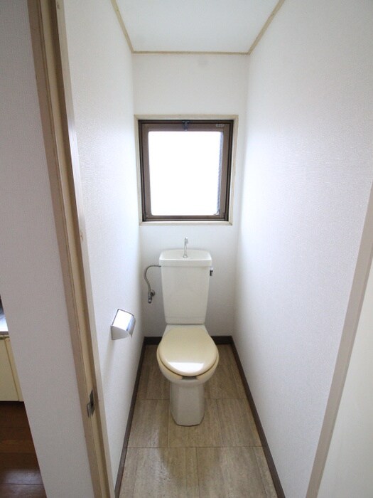 物件内観写真14　(トイレ)