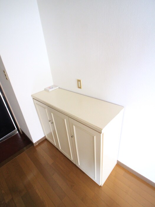 物件内観写真16　(靴箱)
