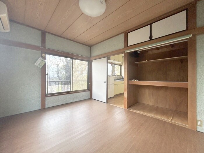物件内観写真9　(居室)