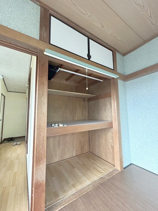 物件内観写真11　(収納)