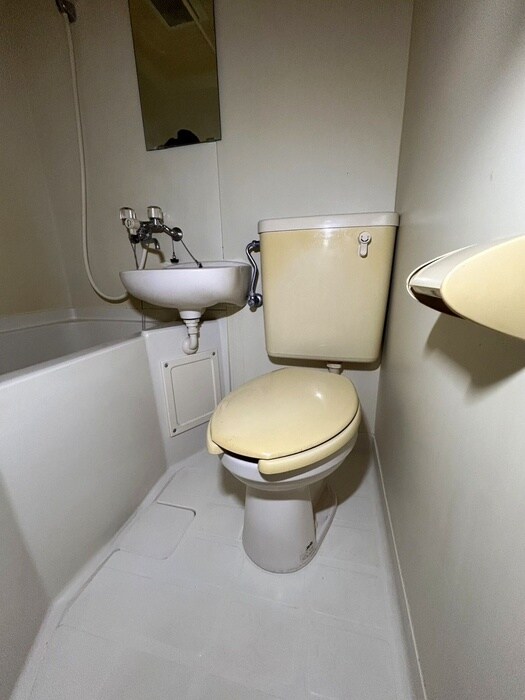 物件内観写真13　(トイレ)