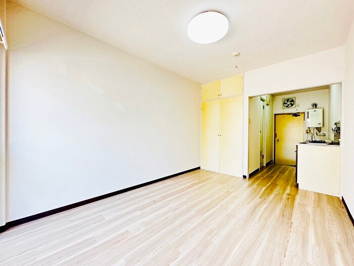 物件内観写真9　(居室)