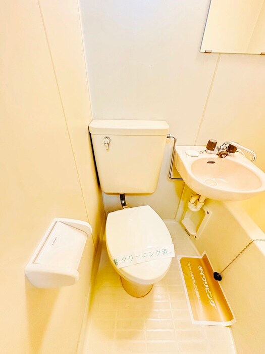 物件内観写真14　(トイレ)