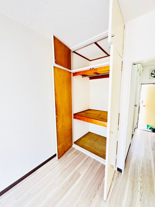 物件内観写真16　(収納)