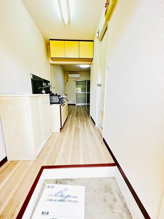 物件内観写真22　(玄関)