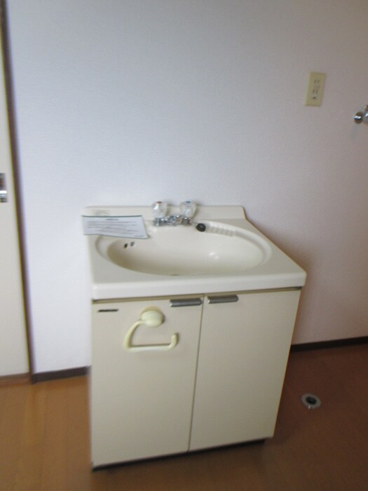 物件内観写真7　(洗面)