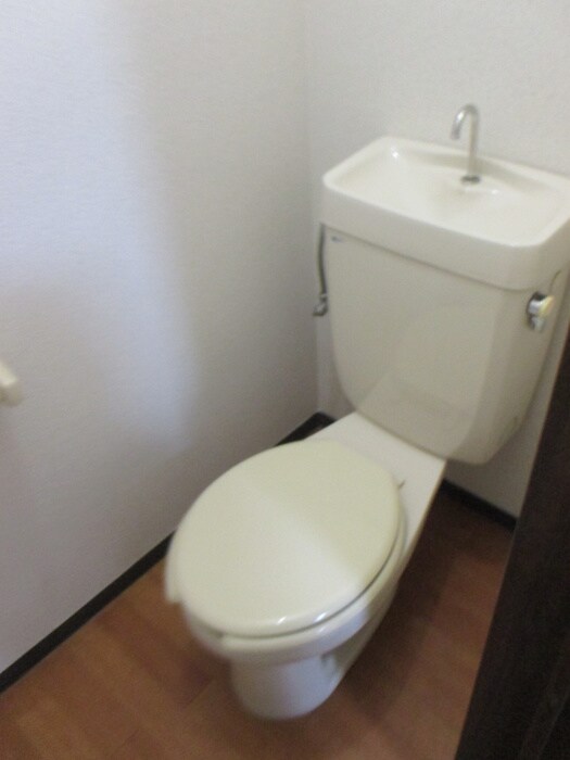 物件内観写真9　(トイレ)