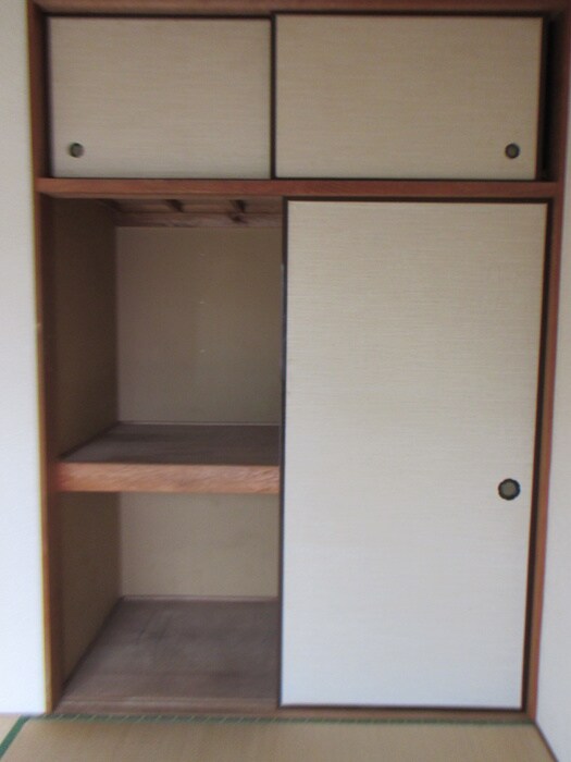 物件内観写真12　(収納)