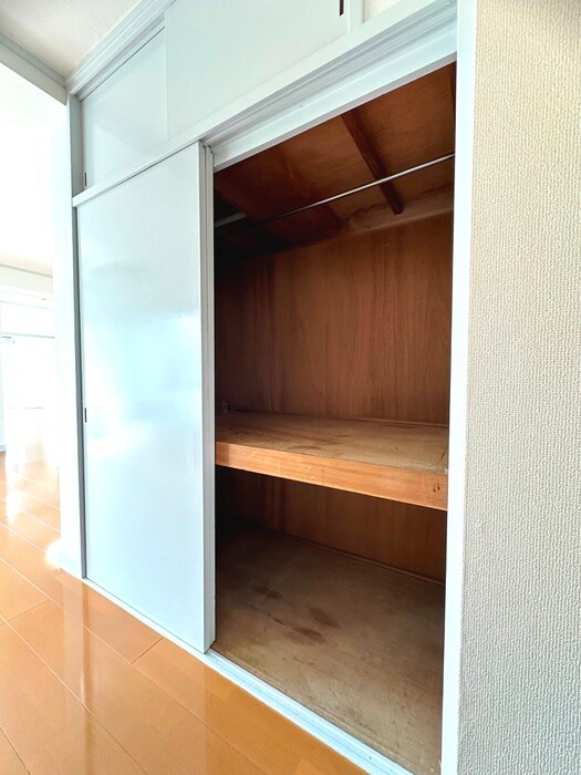 物件内観写真11　(収納)