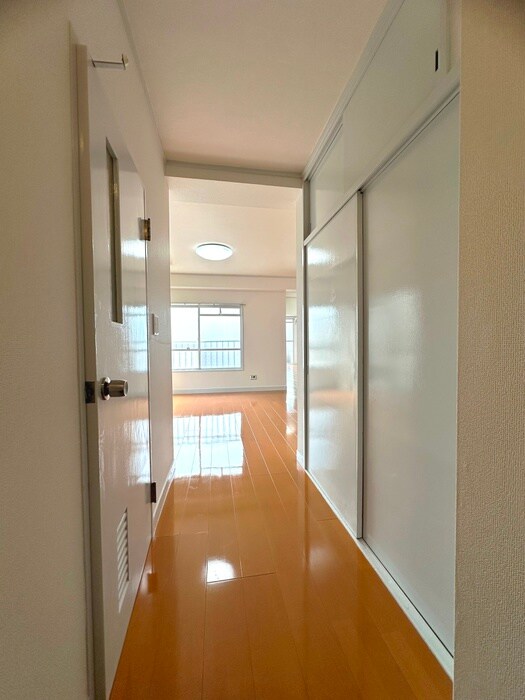 物件内観写真19　(廊下)